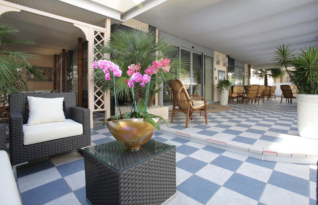 Hotel Venezia Rimini Exterior foto